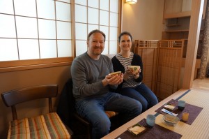 ご夫婦どちらも京焼のお茶碗をお選びになりました