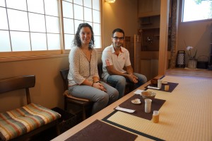 李朝の辰砂と加藤作介さんの伊賀茶碗です。